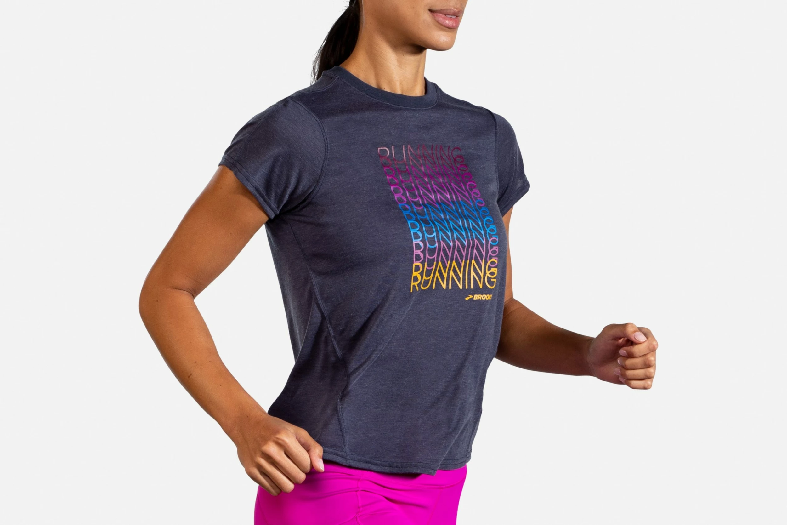 Brooks Women's Distance Graphic Short Sleeve (221469) Brooks Women's Distance Graphic Short Sleeve (221469) -Asics Shop 221469 459 MV Distance Graphic Short Sleeve scaled
