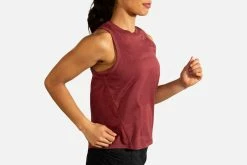 Brooks Women's Distance Tank (221473) 23 Brooks Women's Distance Tank (221473) -Asics Shop 221473 692 mv Distance Tank scaled