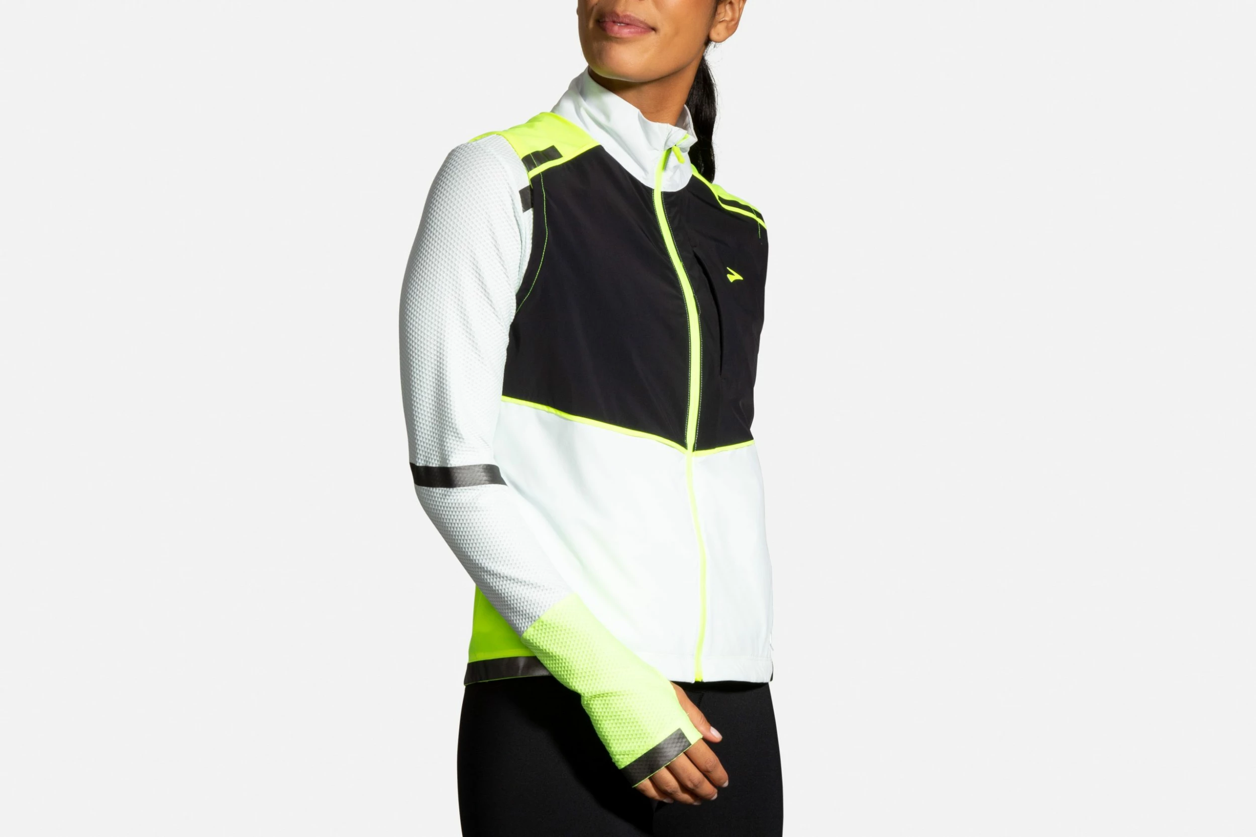 Brooks Women's Carbonite Vest - Icy Grey/Black/Nightlife (221498030) 2 Brooks Women's Carbonite Vest - Icy Grey/Black/Nightlife (221498030) - Image 2