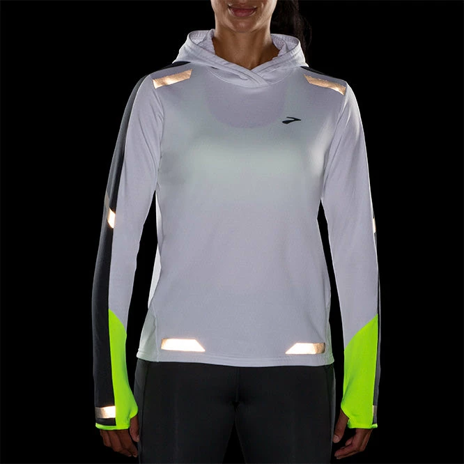 Brooks Women's Run Visible Thermal Hoodie - White/Asphalt/Nightlife (221559134) 4 Brooks Women's Run Visible Thermal Hoodie - White/Asphalt/Nightlife (221559134) - Image 4