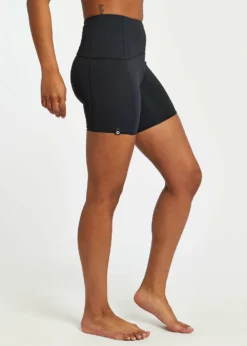 **In Select Stores Only** Oiselle Women's Power Pocket Shorts (101121) -Asics Shop PowerPocketShorts Black s 1024x b112244c b7a6 4ce0 813d 15032955de2b