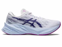 Asics Women's Novablast 3