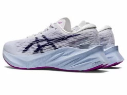 Asics Women's Novablast 3 9 Asics Women's Novablast 3 -Asics Shop ezgif.com gif maker 2022 08 16T092235.440