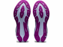 Asics Women's Novablast 3 12 Asics Women's Novablast 3 -Asics Shop ezgif.com gif maker 2022 08 16T092329.486