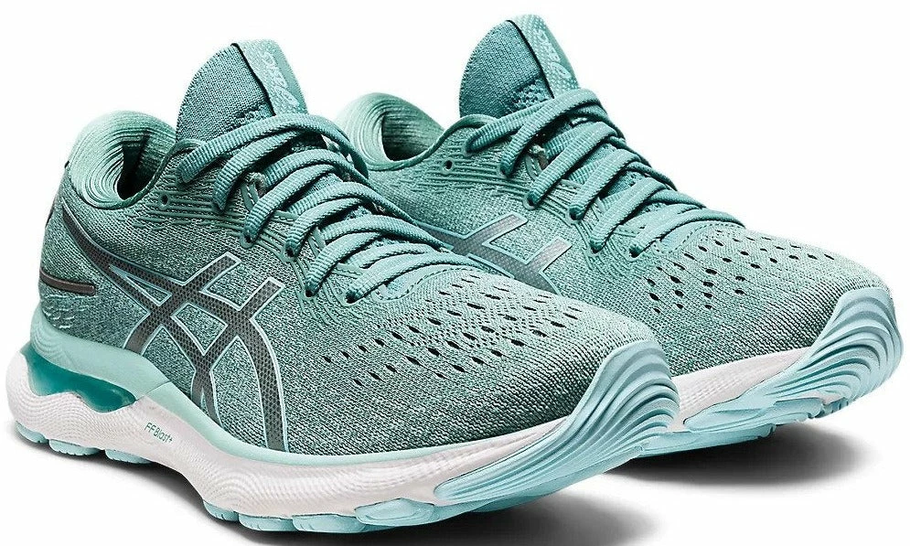 Asics Women's Gel Nimbus 24 Wide 2 Asics Women's Gel Nimbus 24 Wide - Image 2