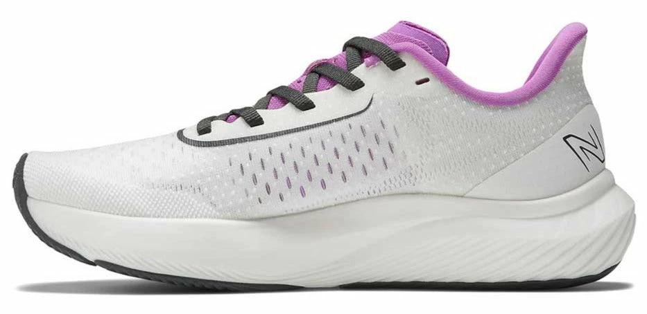 New Balance Women's Fuelcell Rebel V3 3 New Balance Women's Fuelcell Rebel V3 - Image 3