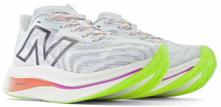New Balance Women's FuelCell SuperComp Trainer V2 5 New Balance Women's FuelCell SuperComp Trainer V2 - Image 5