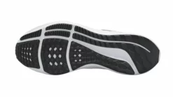 Nike Women's Pegasus 40 8 Nike Women's Pegasus 40 -Asics Shop nike womens pegasus 40 black white 4