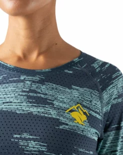 Rabbit Women's EZ Tee Perf LS | Trail 8 Rabbit Women's EZ Tee Perf LS | Trail -Asics Shop rabbit womens ez tee perf ls 1
